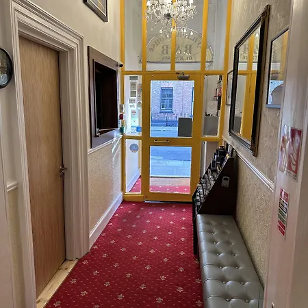 Hotel Lyndon *