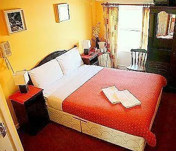 Otel Lyndon Dublin