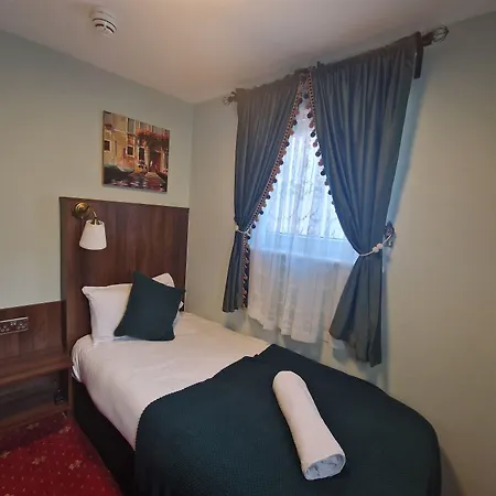 Hotel Lyndon *